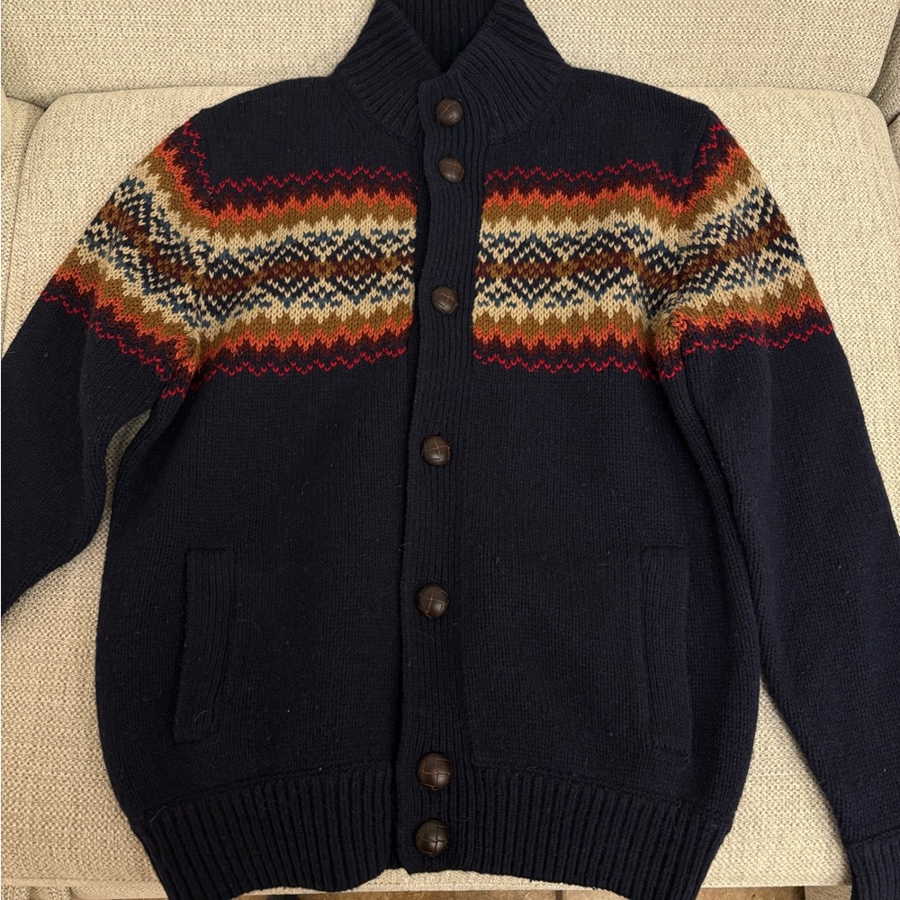 Men's Classic Knit Cardigan with Nordic Pattern